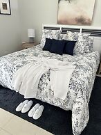 The Country House at Hunchy Montville