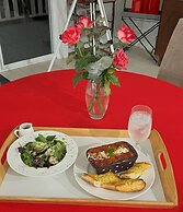 The Country House at Hunchy Montville