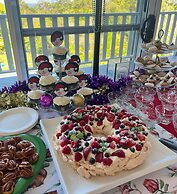 The Country House at Hunchy Montville