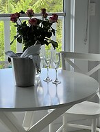 The Country House at Hunchy Montville