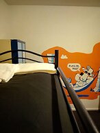 The Bouncing Lamb Backpackers