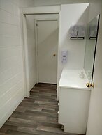 The Bouncing Lamb Backpackers