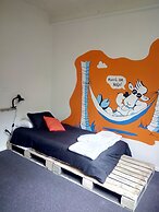 The Bouncing Lamb Backpackers