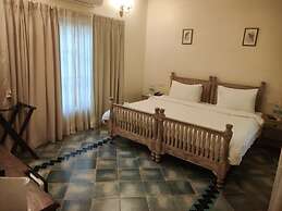 Amritara Aura Resort & Spa