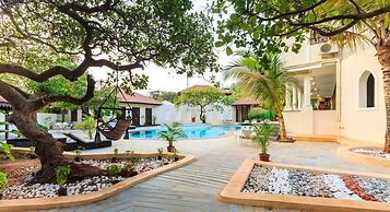 Amritara Aura Resort & Spa