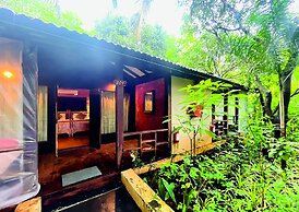 Amritara Aura Resort & Spa