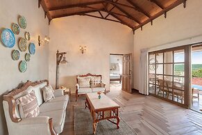 Amritara Aura Resort & Spa