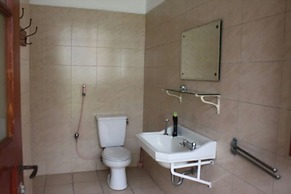 De Riau Cottage by HouseinBandung