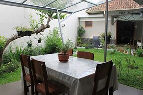 De Riau Cottage by HouseinBandung