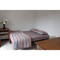 De Riau Cottage by HouseinBandung