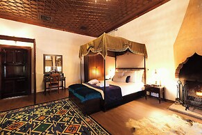 OTANTİK CLUB HOTEL & SPA
