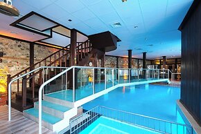 OTANTİK CLUB HOTEL & SPA
