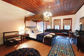OTANTİK CLUB HOTEL & SPA