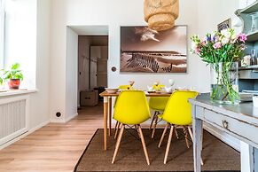 Karavannaya 11 by Ginza Project