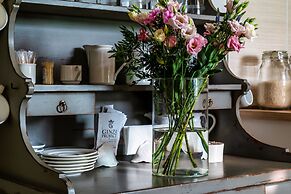 Karavannaya 11 by Ginza Project