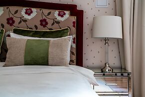 Karavannaya 11 by Ginza Project