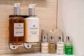 Karavannaya 11 by Ginza Project