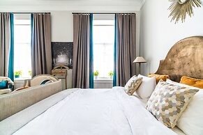 Karavannaya 11 by Ginza Project