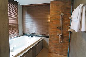 V20boutique Jacuzzi Hotel