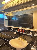 V20boutique Jacuzzi Hotel