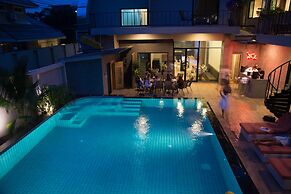 V20boutique Jacuzzi Hotel