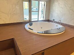 V20boutique Jacuzzi Hotel