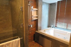 V20boutique Jacuzzi Hotel