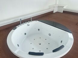 V20boutique Jacuzzi Hotel