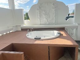 V20boutique Jacuzzi Hotel