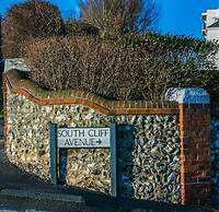 Flat 2, Falcondale House 5 South Cliff