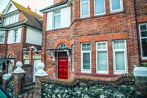 Flat 2, Falcondale House 5 South Cliff