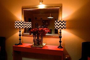 Yalla Yalla Boutique Hotel