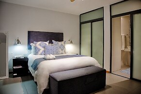 Yalla Yalla Boutique Hotel