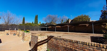 Yalla Yalla Boutique Hotel