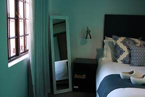 Yalla Yalla Boutique Hotel