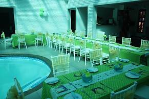 Yalla Yalla Boutique Hotel