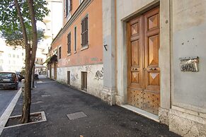 Gold Vatican Apartment