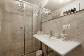 Poliziano Colosseum Apartment