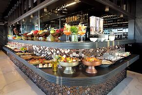 Momento Golden Horn Hotel