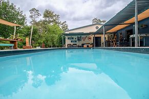 Mundaka Hostel y Bar - Adults Only