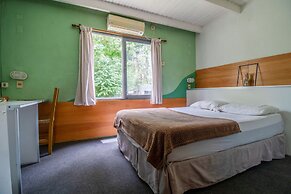 Mundaka Hostel y Bar - Adults Only