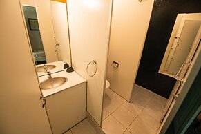 Mundaka Hostel y Bar - Adults Only