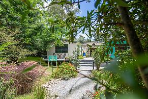 Mundaka Hostel y Bar - Adults Only