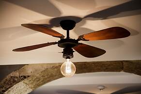 Dear Lisbon - Gallery House