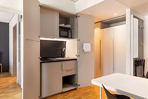 Vienna House by Wyndham Ernst Leitz Wetzlar
