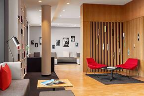Vienna House by Wyndham Ernst Leitz Wetzlar