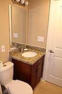 Quiet Clean and Comfortable Room