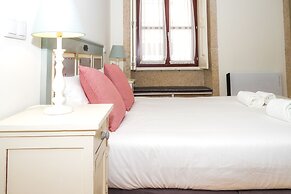 Liiiving in Porto - Historic Clerigos Studio 4F