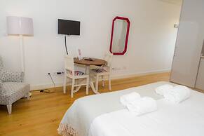 Liiiving in Porto - Historic Clerigos Studio 4F