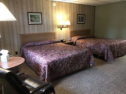Colonial Hotel-Motel